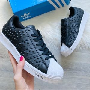NWT Adidas Superstar Women’s Shoes